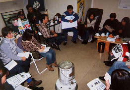 ���׋����i