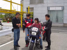 �}�h���i���C�_�[